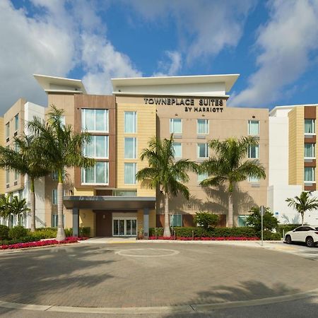 Kendale Lakes Towneplace Suites Miami Kendall West מראה חיצוני תמונה
