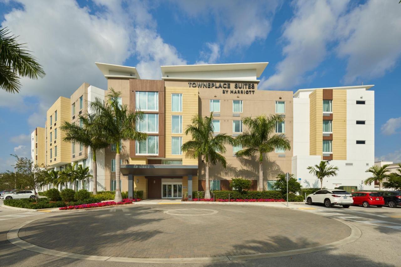Kendale Lakes Towneplace Suites Miami Kendall West מראה חיצוני תמונה