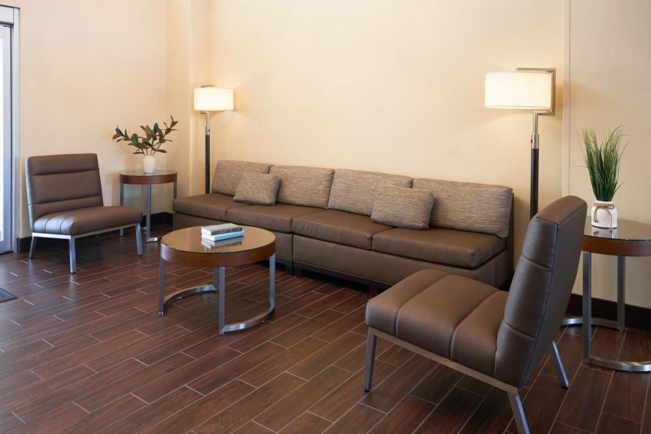 Kendale Lakes Towneplace Suites Miami Kendall West מראה חיצוני תמונה