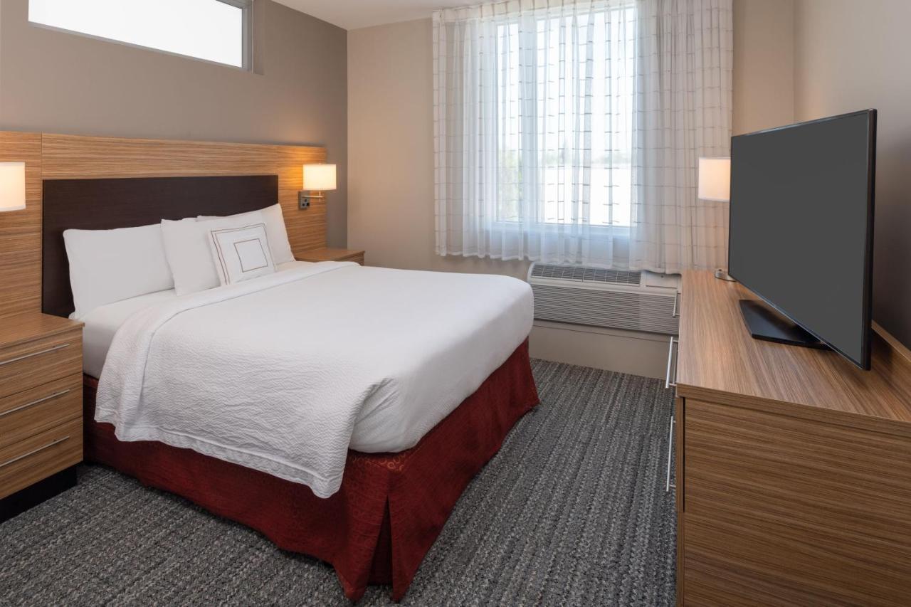Kendale Lakes Towneplace Suites Miami Kendall West מראה חיצוני תמונה