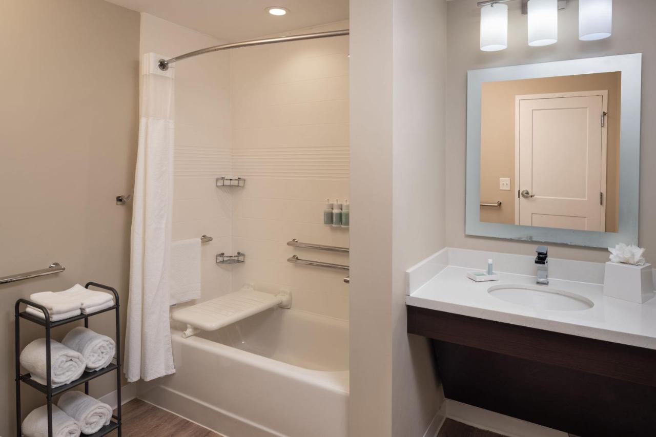 Kendale Lakes Towneplace Suites Miami Kendall West מראה חיצוני תמונה